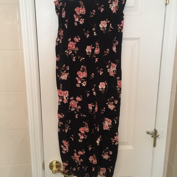 Floral Skirt with Slits - Picture 1 of 3